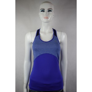 PUMA ESSENTIAL GRAPHIC LAYER TANK PUMA ESSENTIAL GRAPHIC LAYER TANK